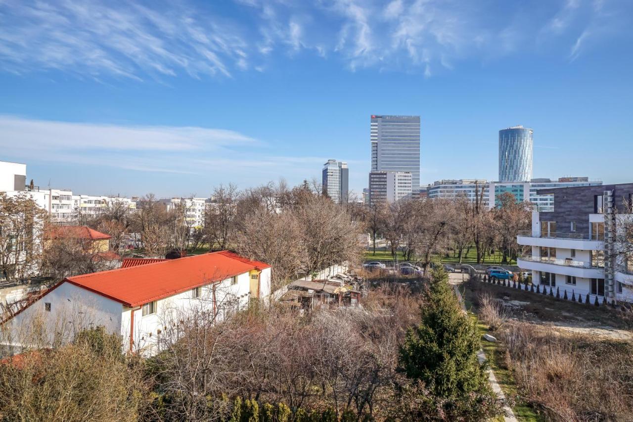 Bright Apartments Moments Away From Herastrau Park, Mall And Metro Bucarest Esterno foto